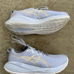 ASICS GEL-Cumulus 27 Men’s neutral running shoe Blue Fade/ White Size 9.5